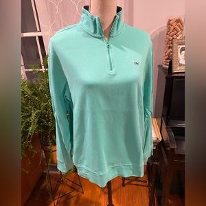 Vineyard Vines Quarterzip size medium